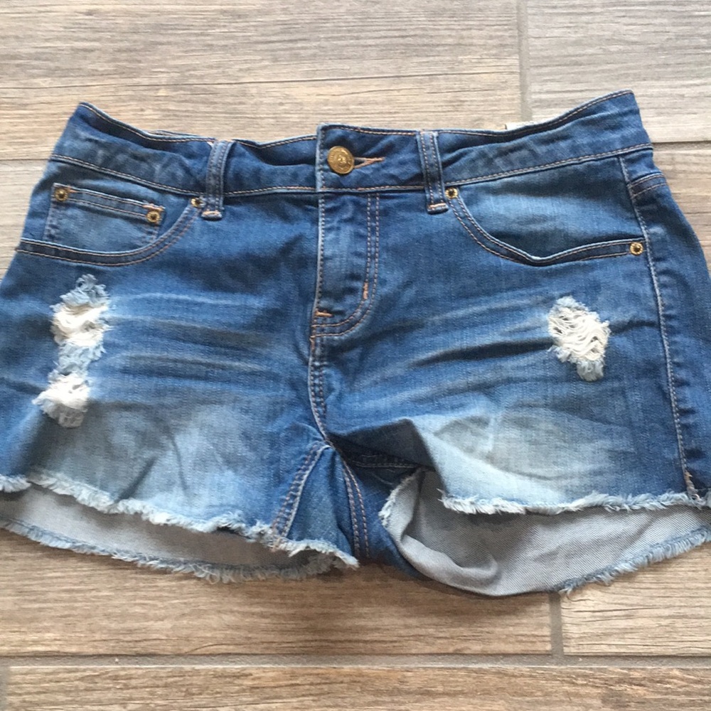 🚨SOLD 🌿Jean Shorts🌿